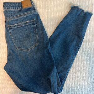 American Eagle Strigid Mom Jean